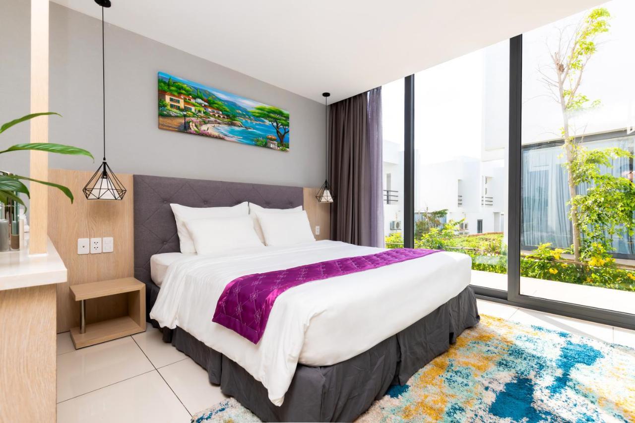 Okinawa Villas And Beach Club - Oceanami Resort Long Hai Buitenkant foto