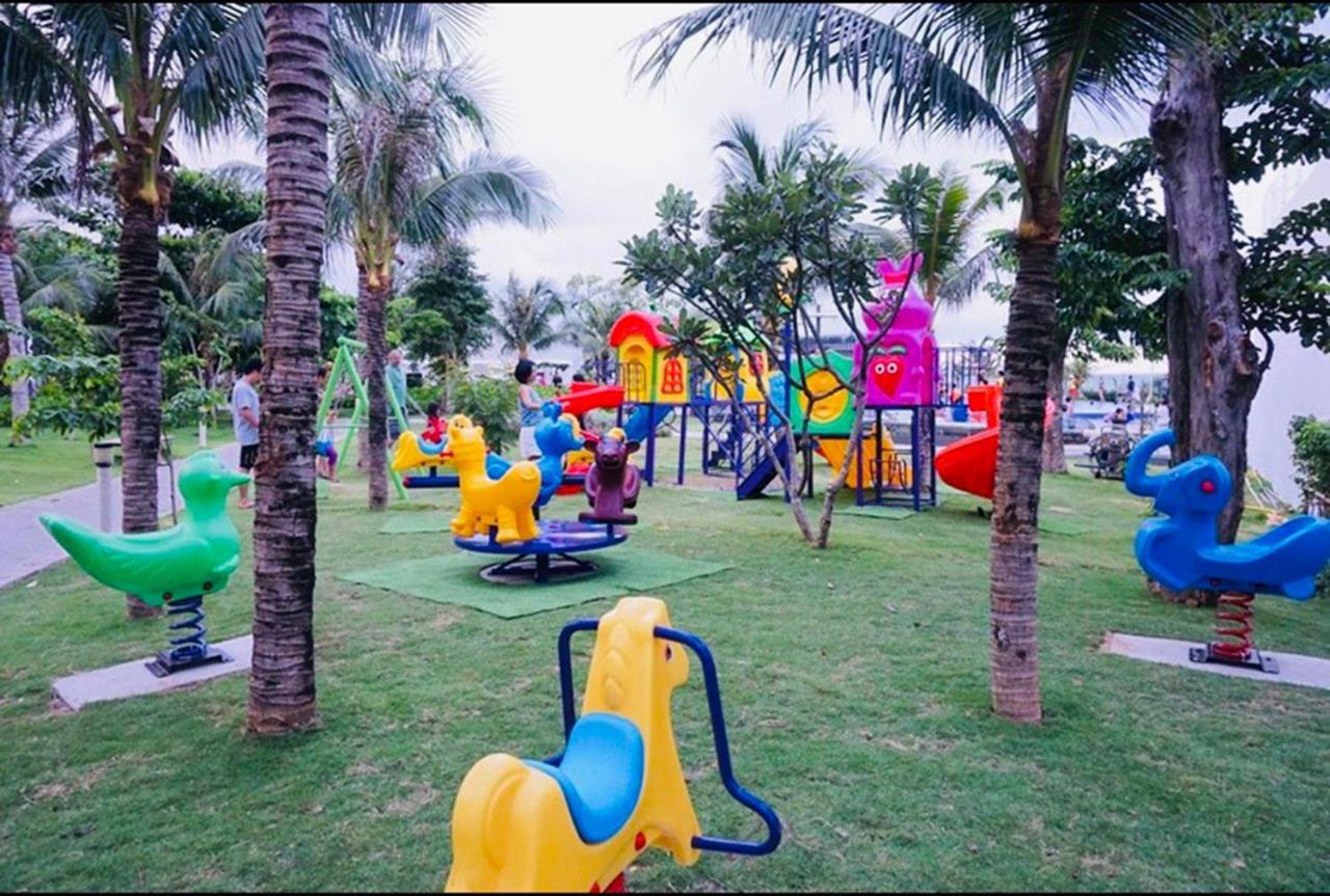 Okinawa Villas And Beach Club - Oceanami Resort Long Hai Buitenkant foto