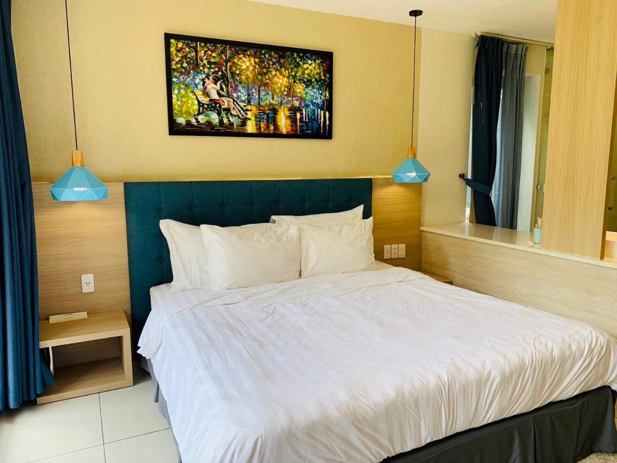 Okinawa Villas And Beach Club - Oceanami Resort Long Hai Buitenkant foto