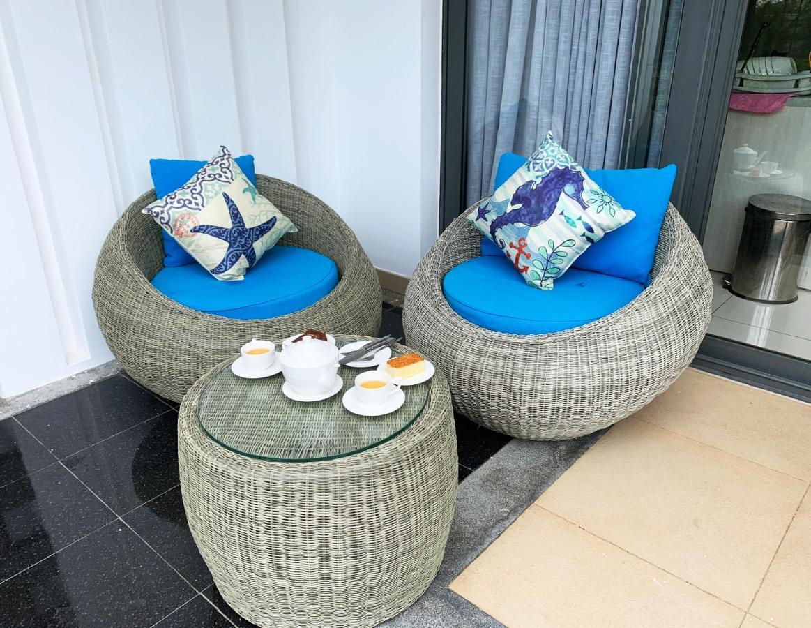 Okinawa Villas And Beach Club - Oceanami Resort Long Hai Buitenkant foto